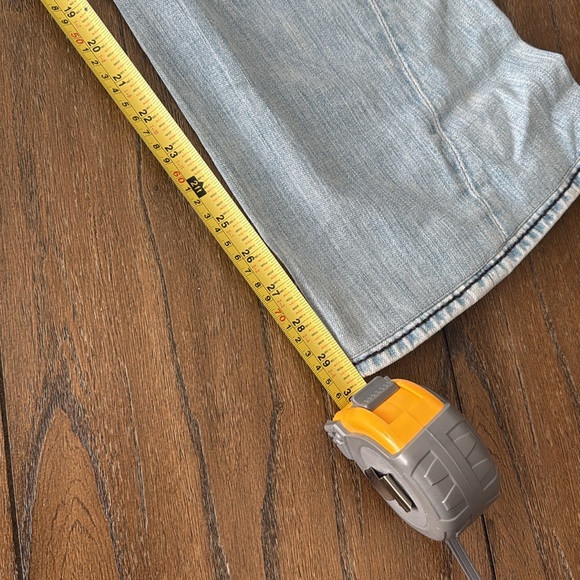 True religion men’s light blue jeans - Picture 7 of 7